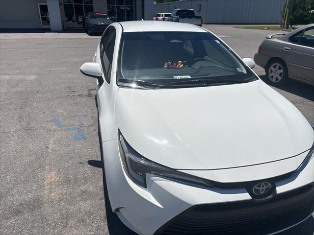 2025 Toyota Corolla Hybrid LE