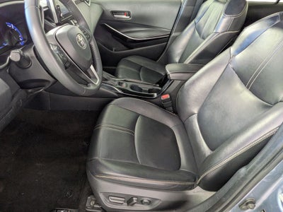 2022 Toyota COROLLA XLE