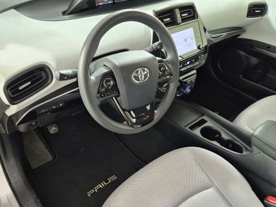 2022 Toyota Prius LE
