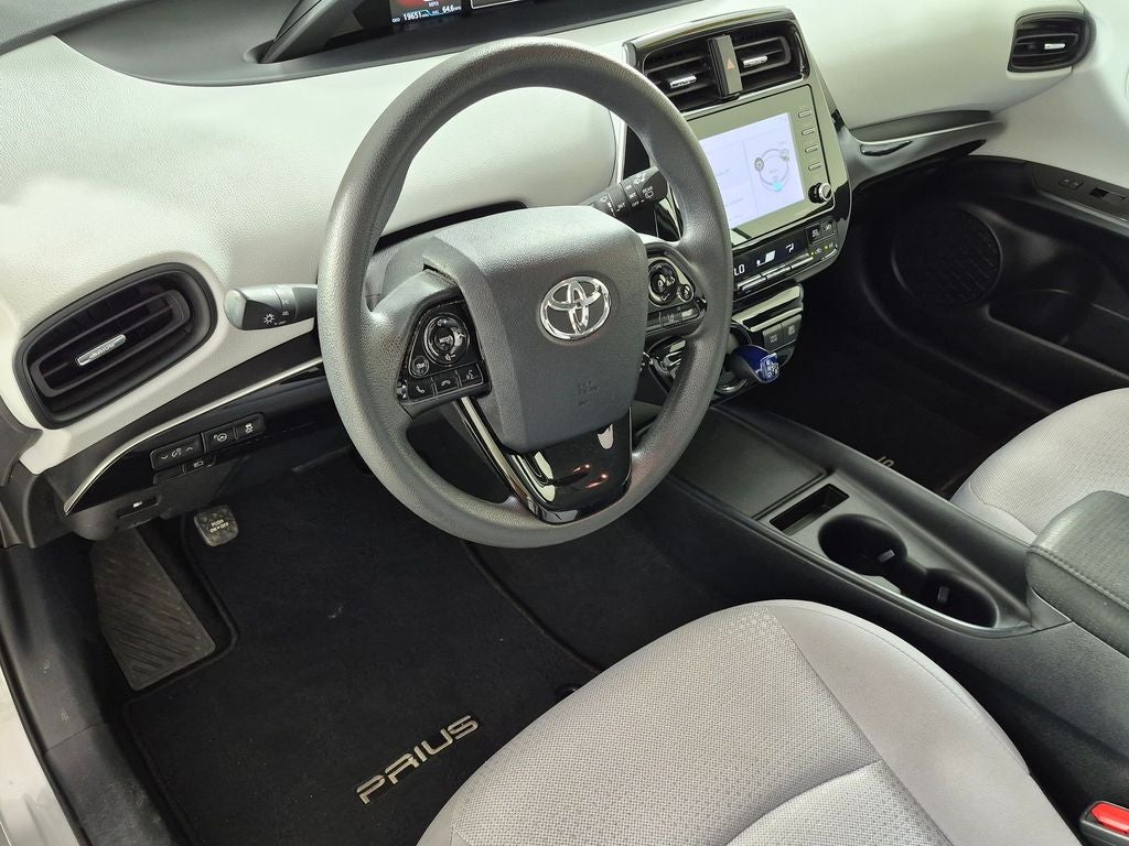 2022 Toyota Prius LE