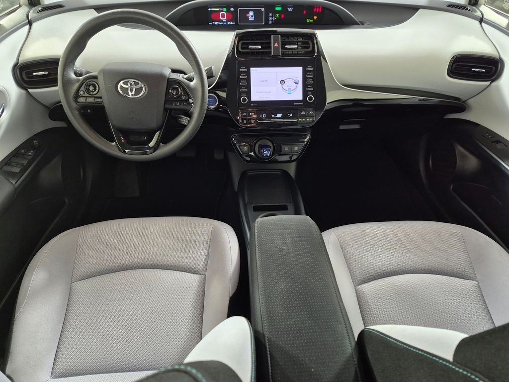 2022 Toyota Prius LE