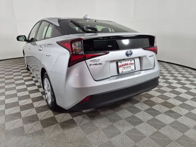 2022 Toyota Prius LE