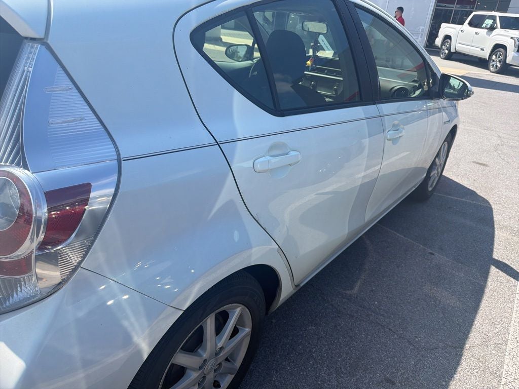 2013 Toyota PRIUS c Three