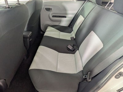 2013 Toyota PRIUS c Three