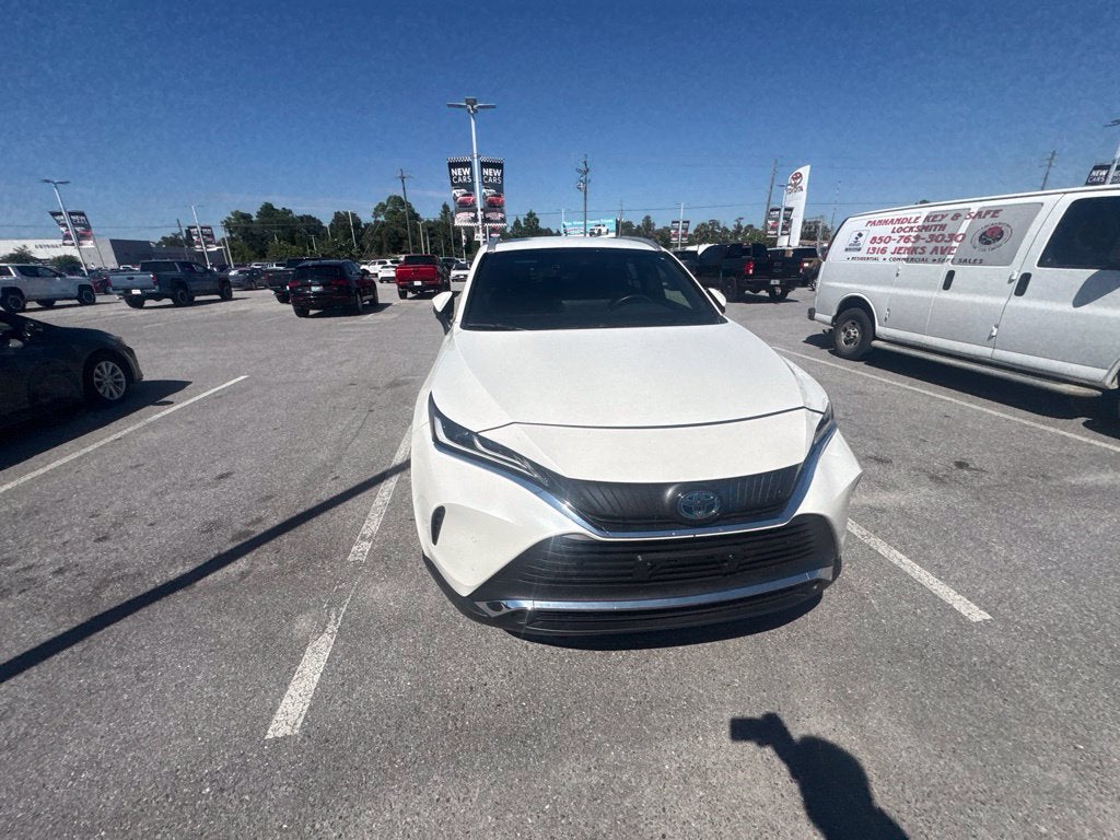 2022 Toyota Venza XLE