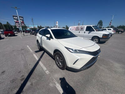 2022 Toyota Venza XLE