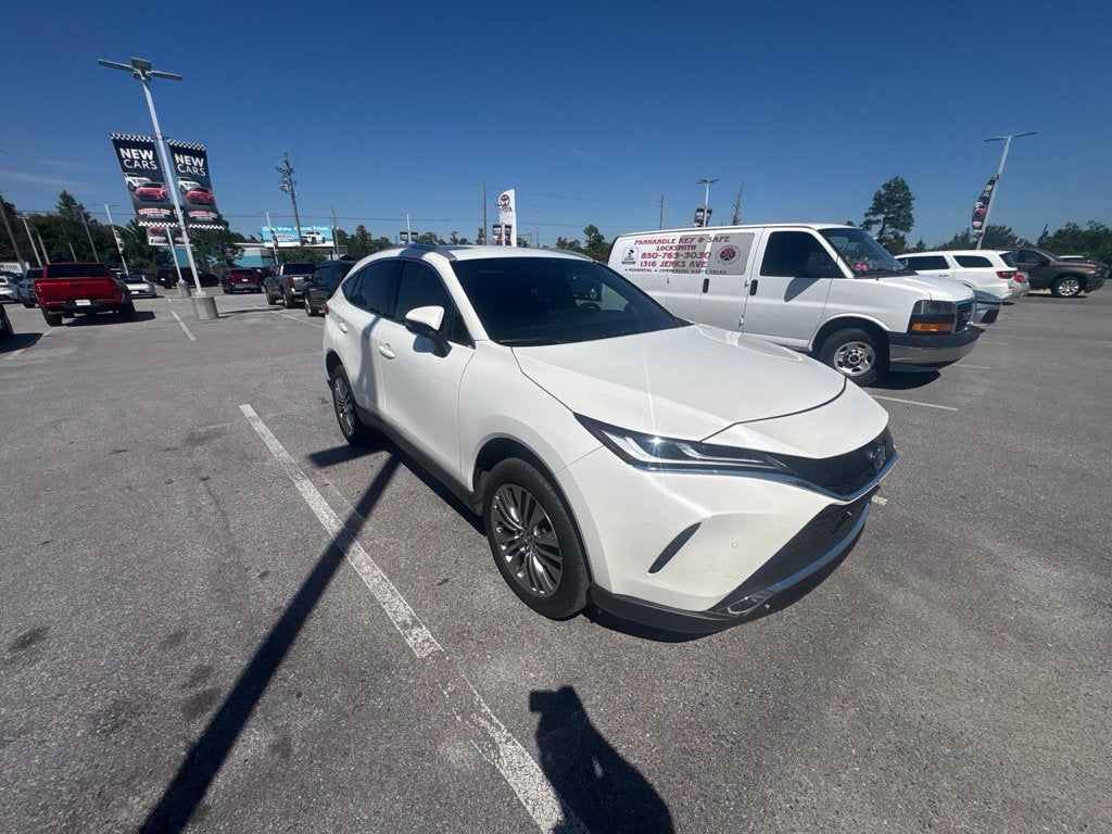 2022 Toyota Venza XLE