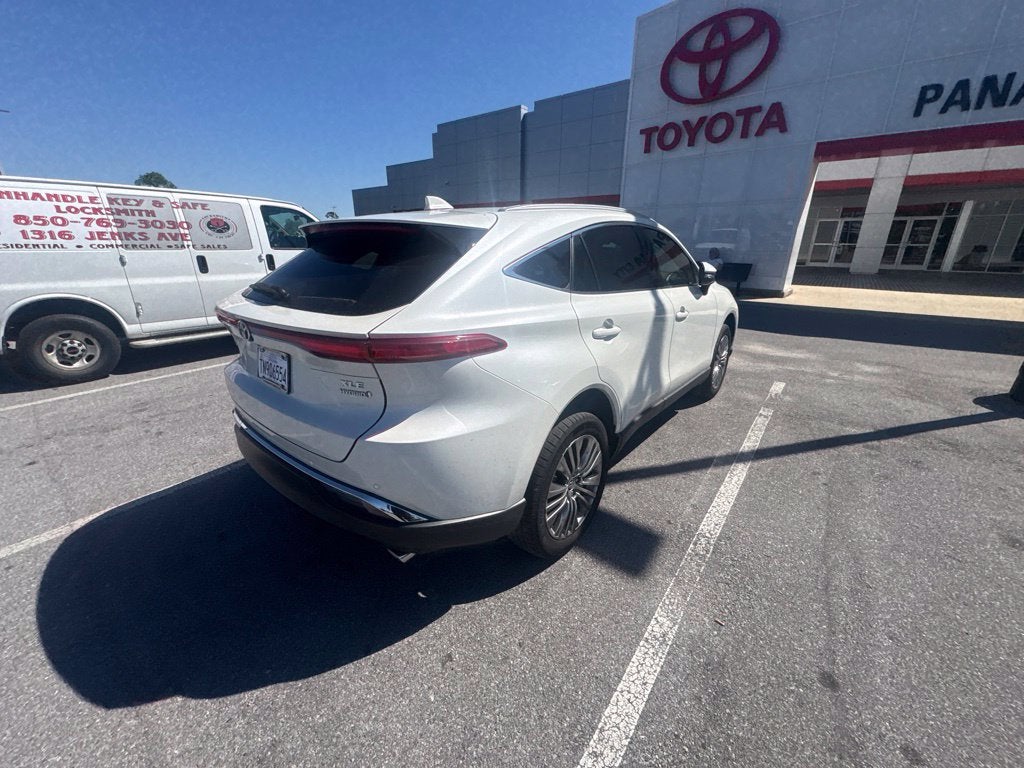 2022 Toyota Venza XLE