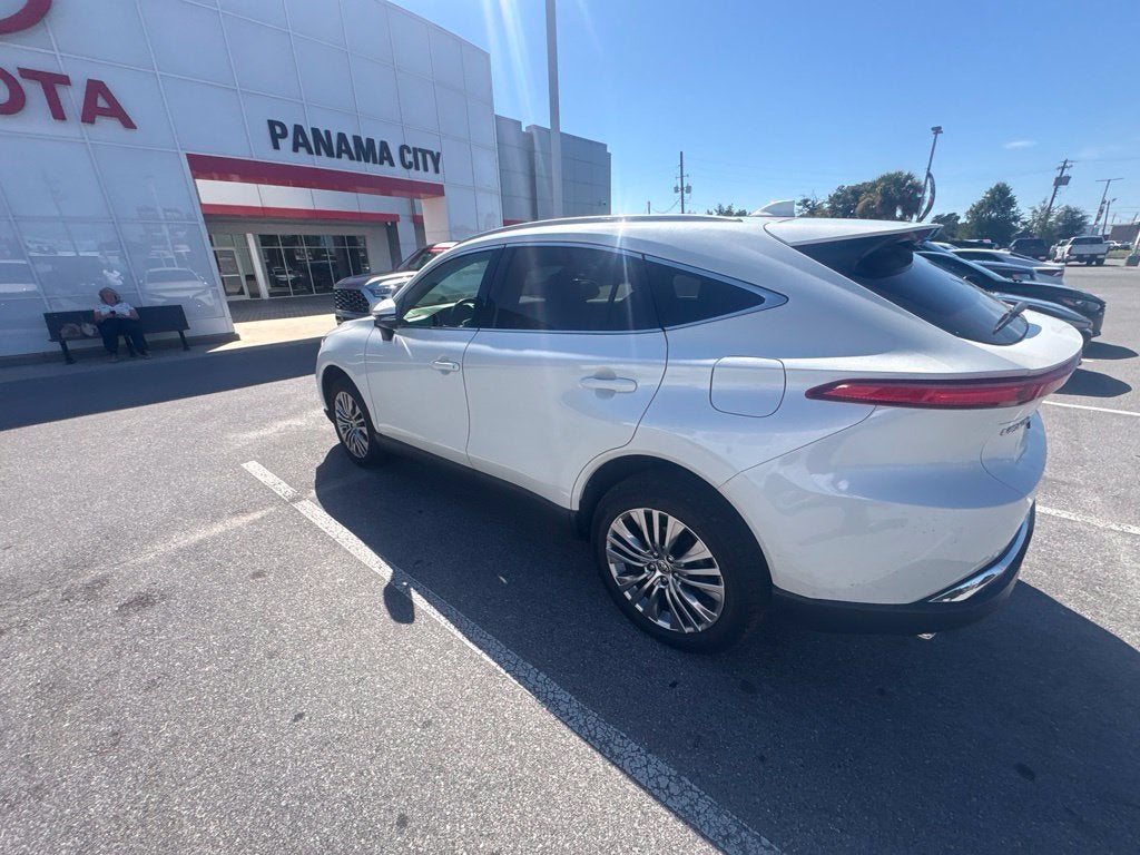 2022 Toyota Venza XLE
