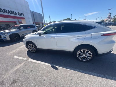 2022 Toyota Venza XLE