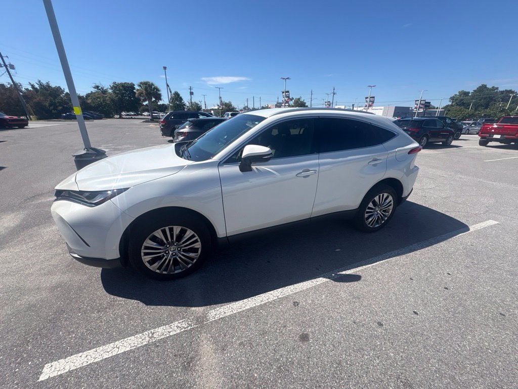 2022 Toyota Venza XLE