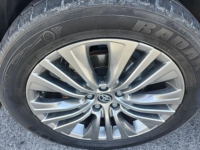 2021 Toyota Venza XLE XLE