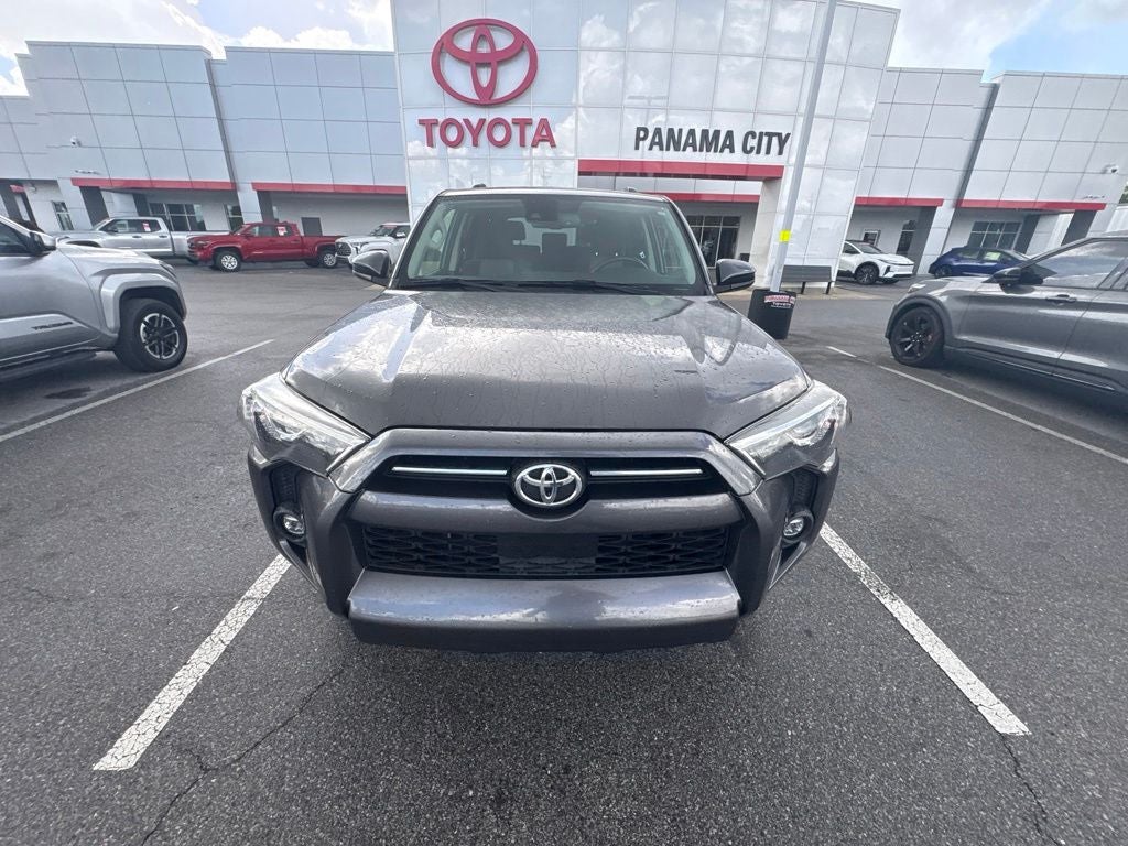 2022 Toyota 4Runner SR5