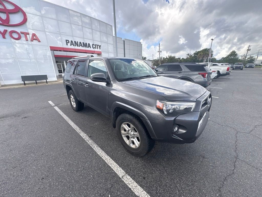 2022 Toyota 4Runner SR5