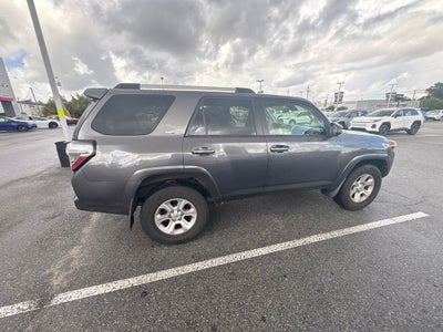 2022 Toyota 4Runner SR5