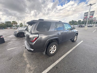 2022 Toyota 4Runner SR5