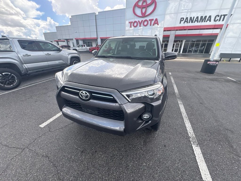 2022 Toyota 4Runner SR5