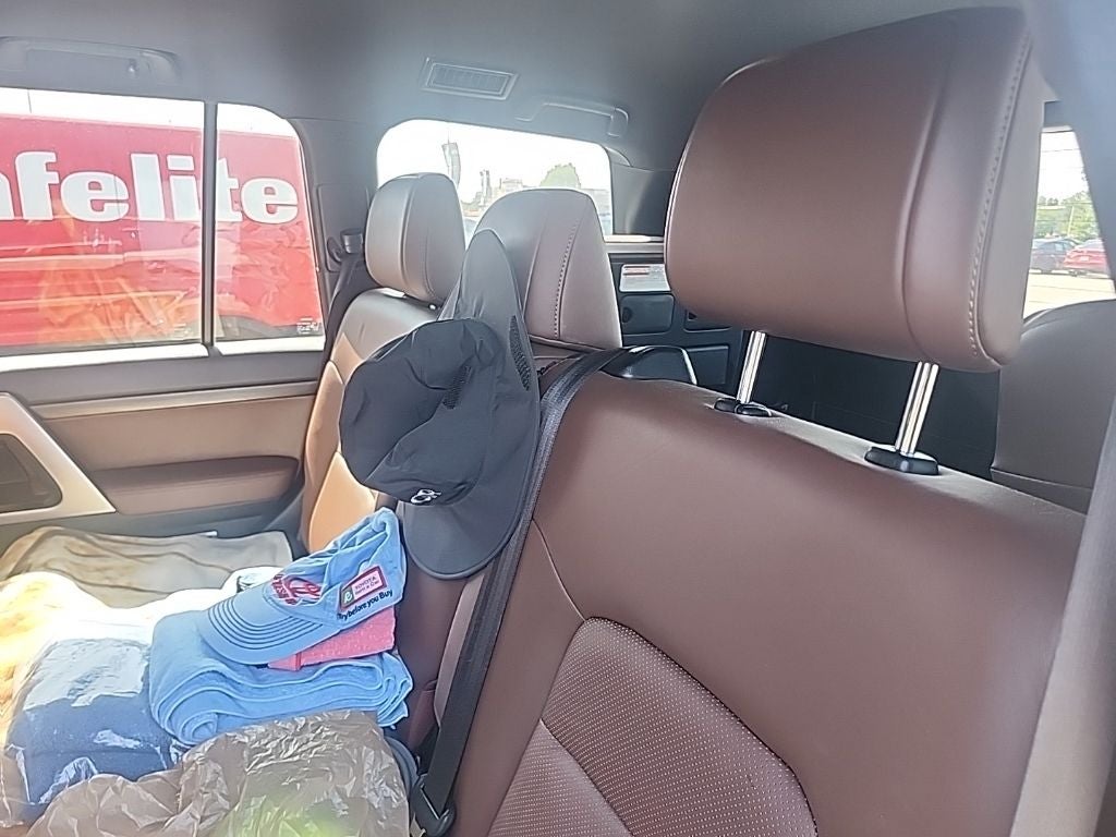 2019 Toyota Land Cruiser Base