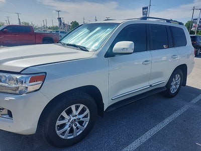 2019 Toyota Land Cruiser Base
