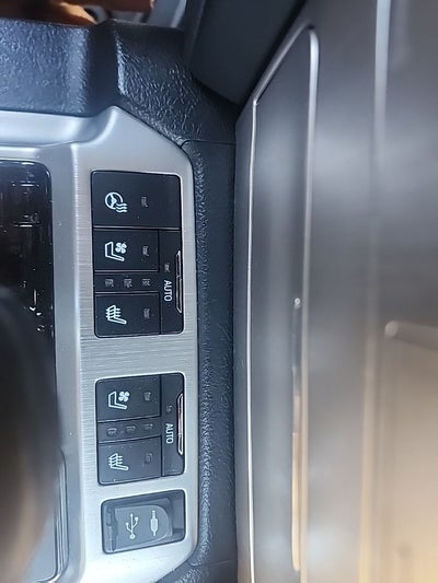 2019 Toyota Land Cruiser Base