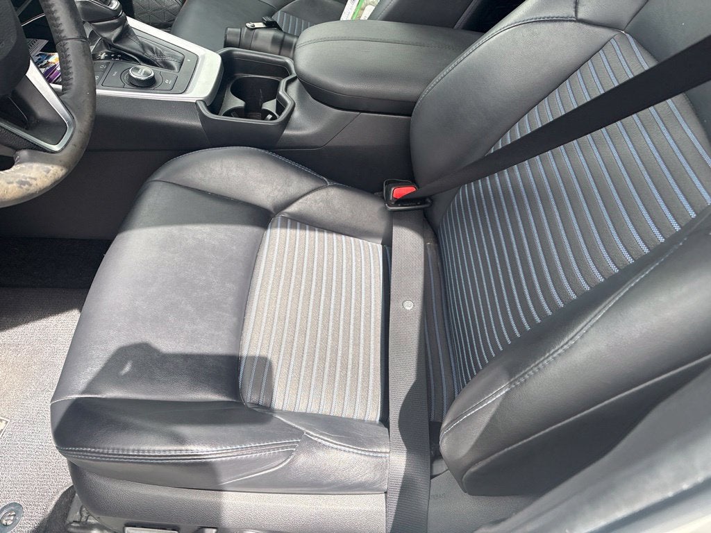 2019 Toyota RAV4 Hybrid XSE
