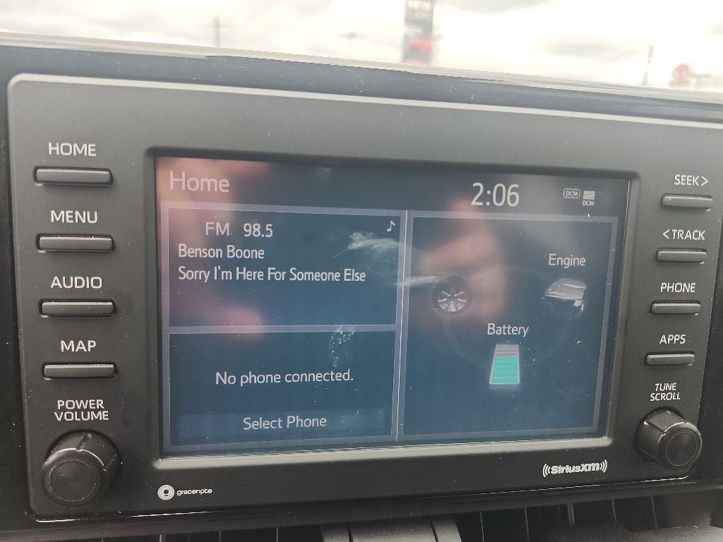 2020 Toyota RAV4 Hybrid XLE