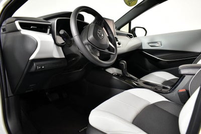 2025 Toyota COROLLA HATCHBACK XSE