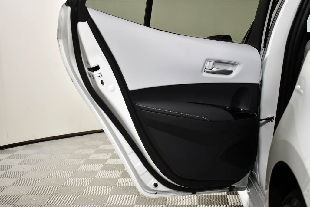 2025 Toyota COROLLA HATCHBACK XSE