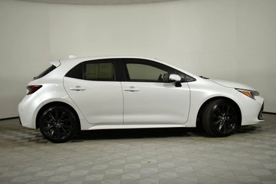 2025 Toyota COROLLA HATCHBACK XSE