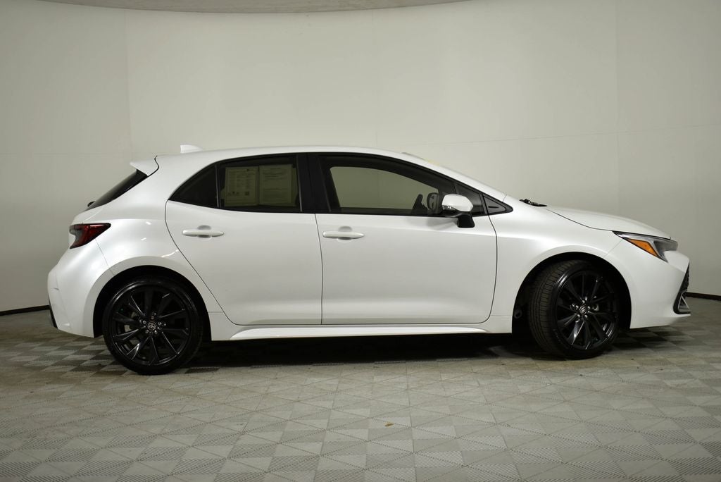 2025 Toyota COROLLA HATCHBACK XSE
