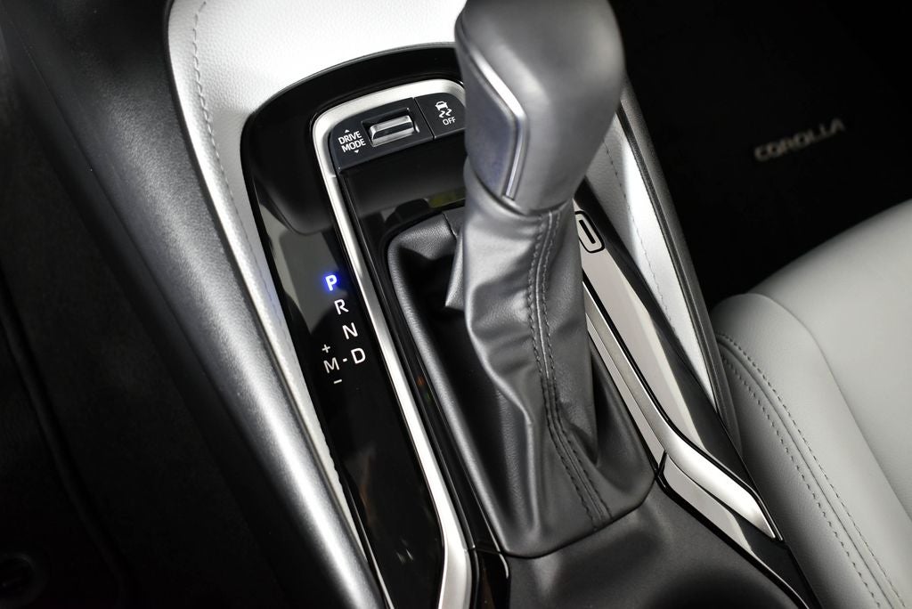 2025 Toyota COROLLA HATCHBACK XSE