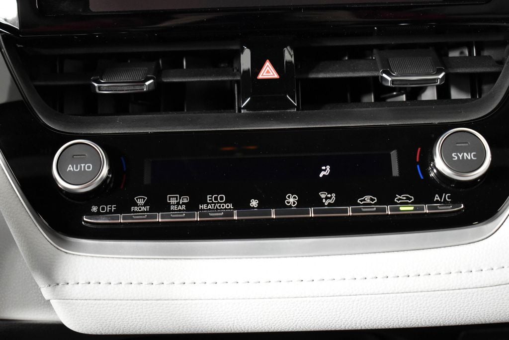 2025 Toyota COROLLA HATCHBACK XSE