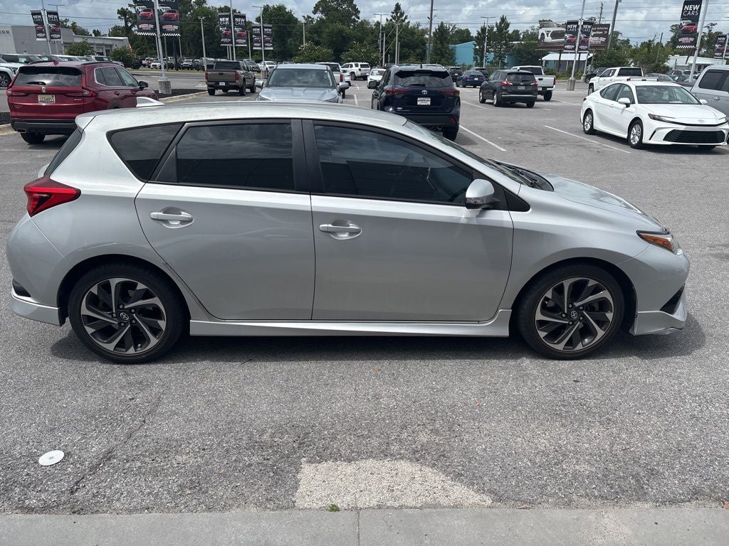 2016 Scion SCION iM Base