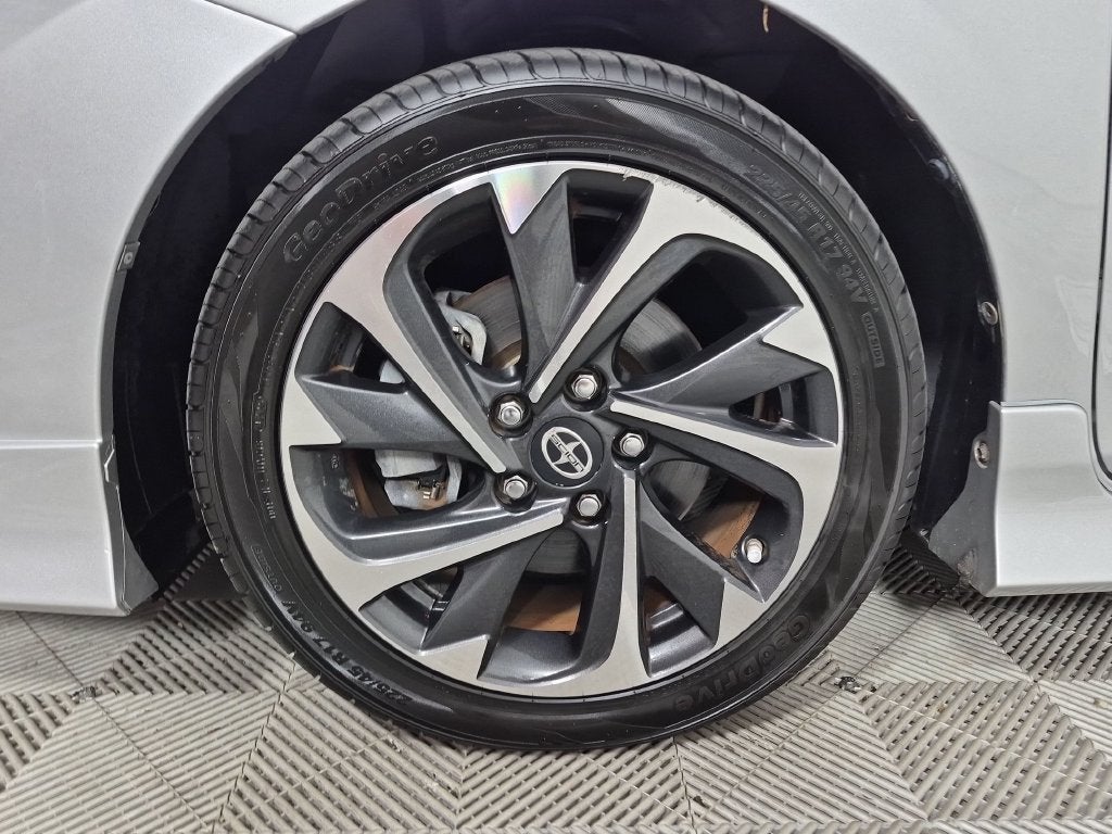 2016 Scion SCION iM Base