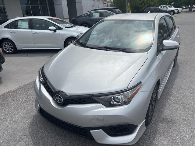 2016 Scion SCION iM Base