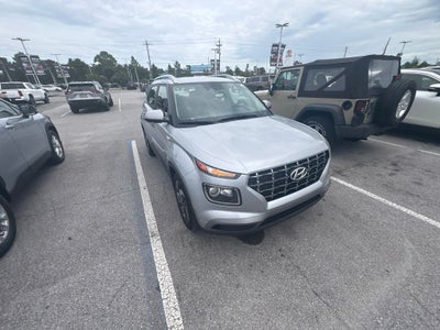 2023 Hyundai Venue SEL