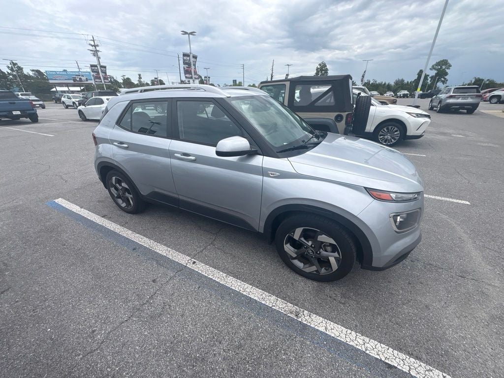 2023 Hyundai Venue SEL