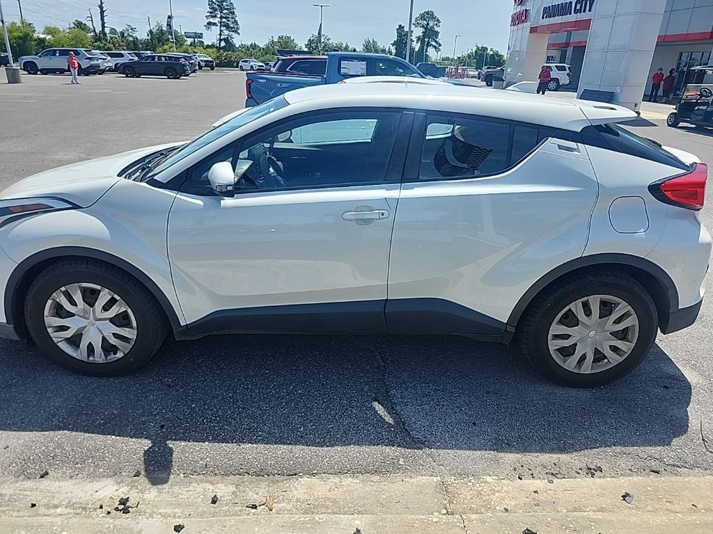 2019 Toyota C-HR LE