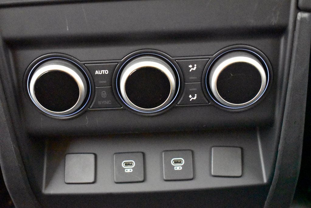 2024 Land Rover Defender S