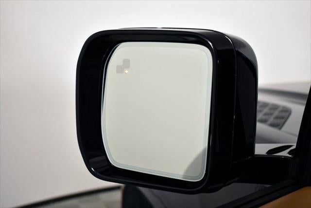 2024 Land Rover Defender S