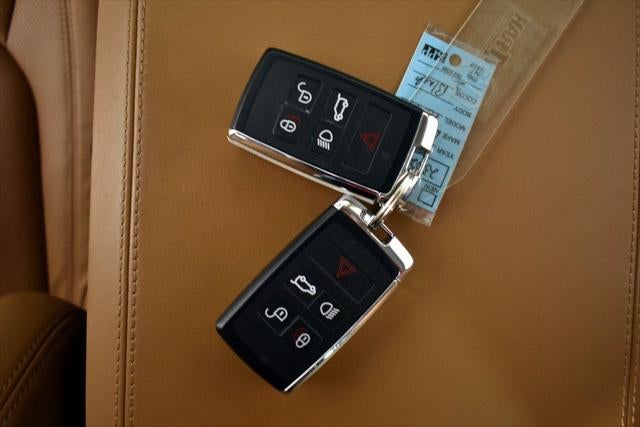 2024 Land Rover Defender S