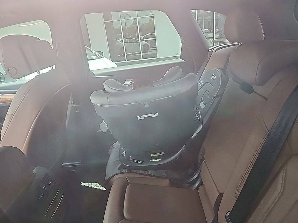 2022 Audi Q5 45 S line Premium quattro