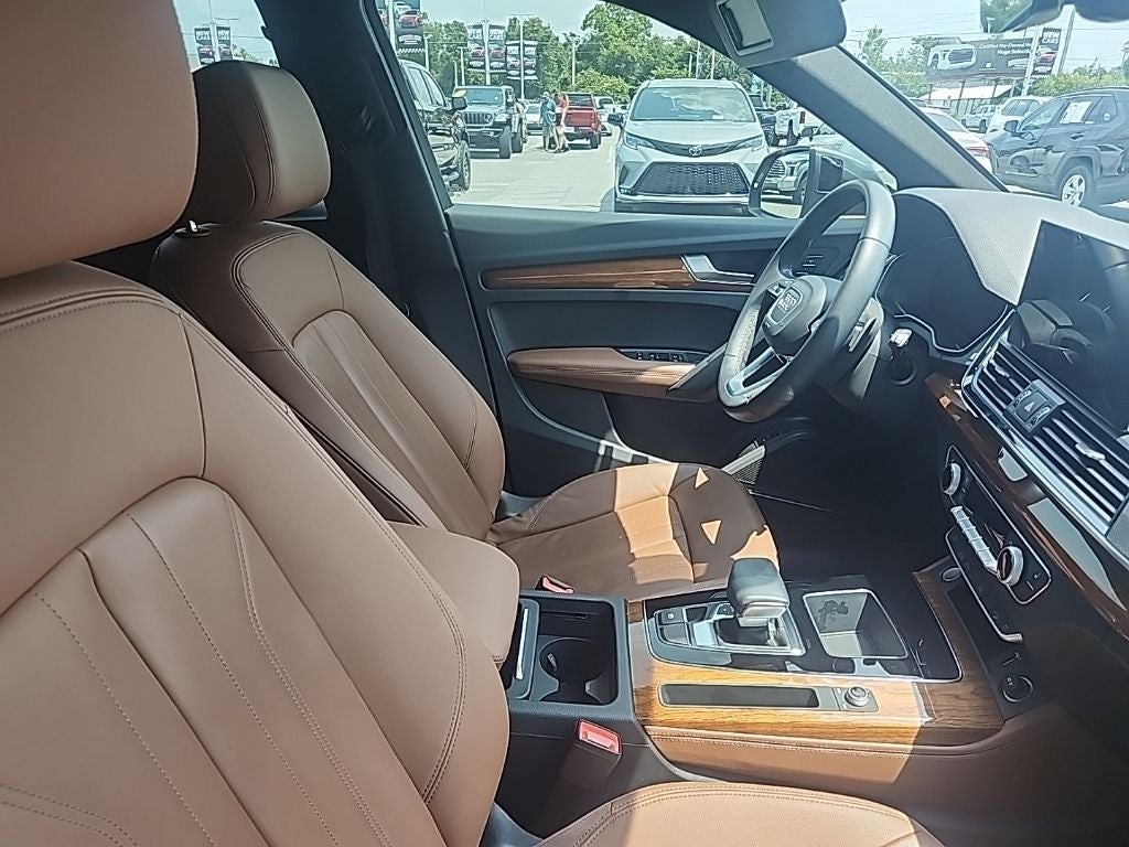 2022 Audi Q5 45 S line Premium quattro