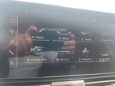 2022 Audi Q5 45 S line Premium quattro