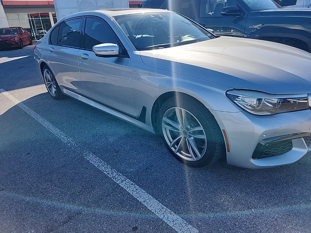 2016 BMW 740i 740i