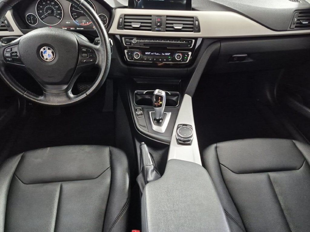 2016 BMW 320i 320i