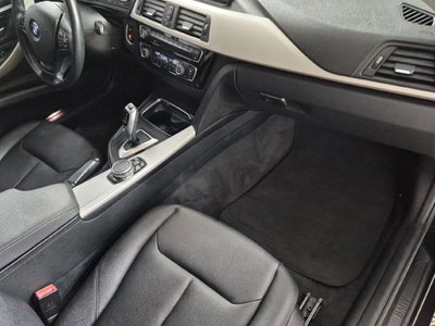 2016 BMW 320i 320i