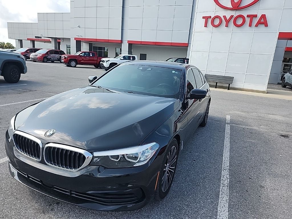 2019 BMW 540i 540i