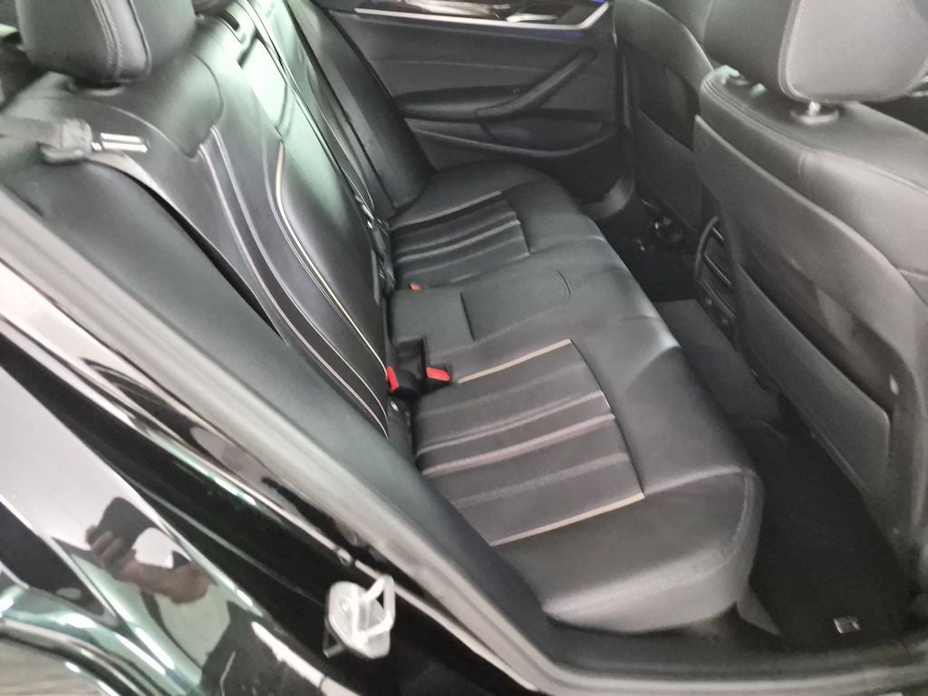 2019 BMW 540i 540i