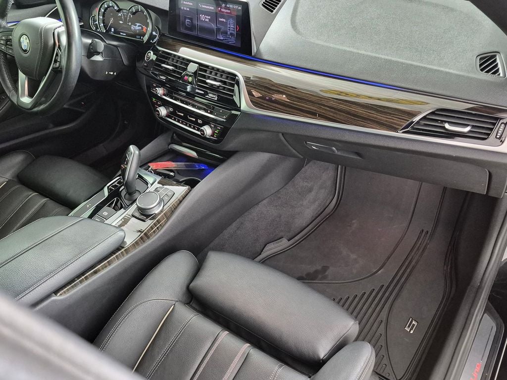 2019 BMW 540i 540i